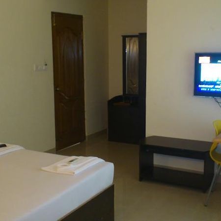 Airport Residency Hotel Devanahalli Bagian luar foto